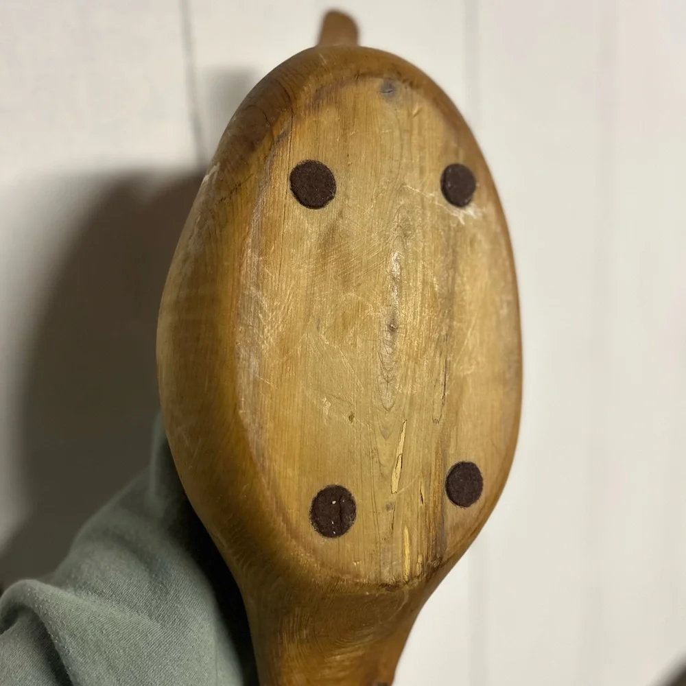 Vintage Hand-Carved Wooden Duck Sculpture in Natural Wood Tone - Picture 4 of 4